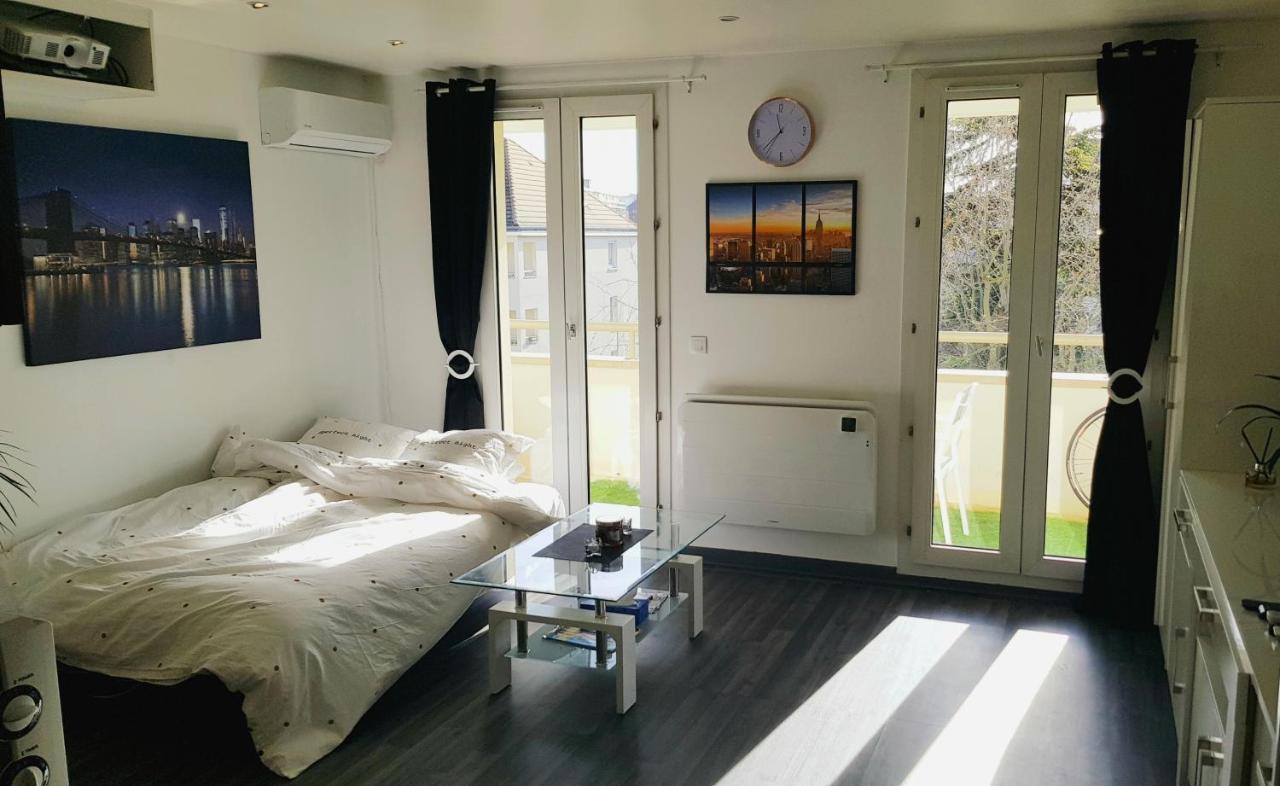 Superbe Studio De 30M2 Proche De Paris 普瓦西 外观 照片